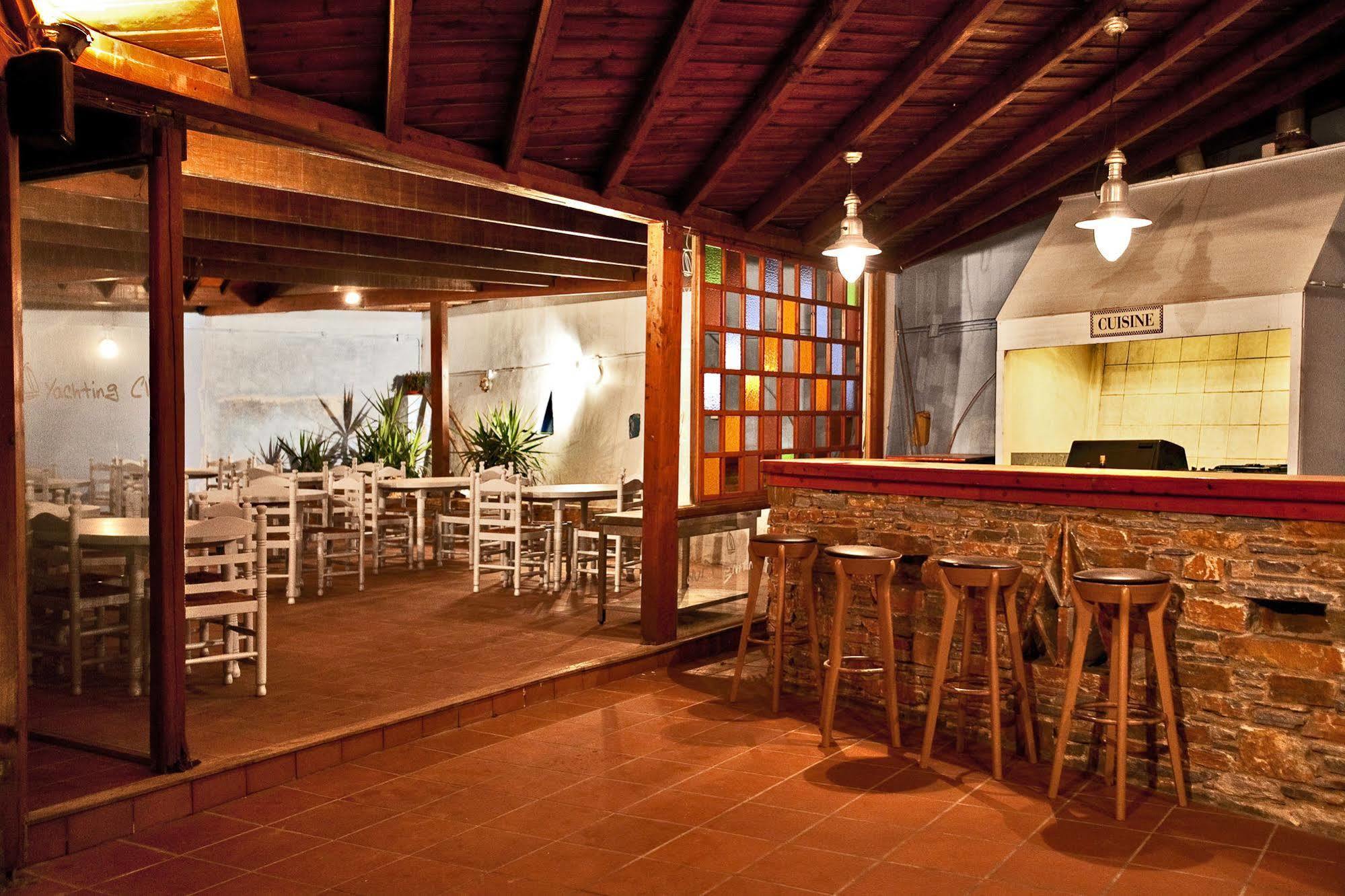 Aeolos Bay Hotel Тинос Ресторан фото
